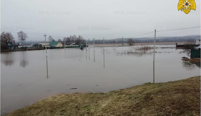 В Калужской области подтопило деревню Высокиничи