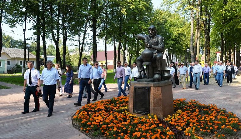 Комфортный Вектор