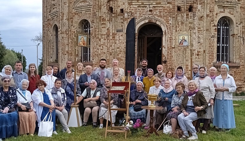 В Мещовском районе состоялся крестный ход в честь Александра Невского