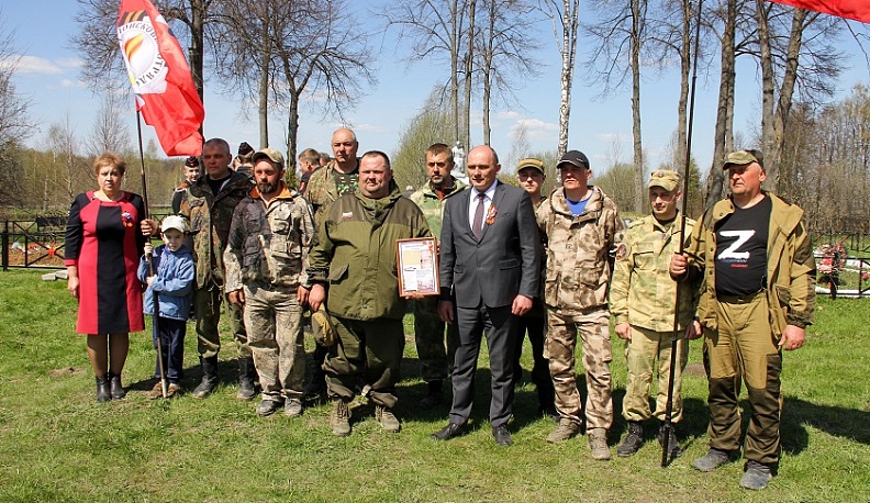 В Жиздринском районе перезахоронили останки 19 бойцов Красной Армии