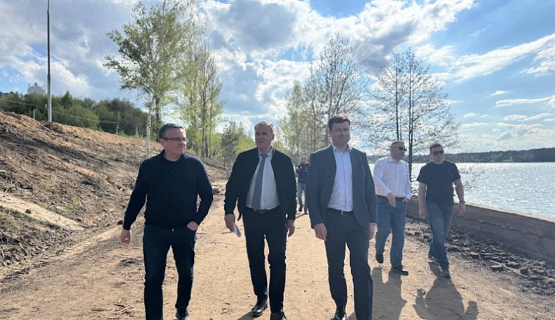 В Калуге началось обустройство нижнего променада набережной Яченки