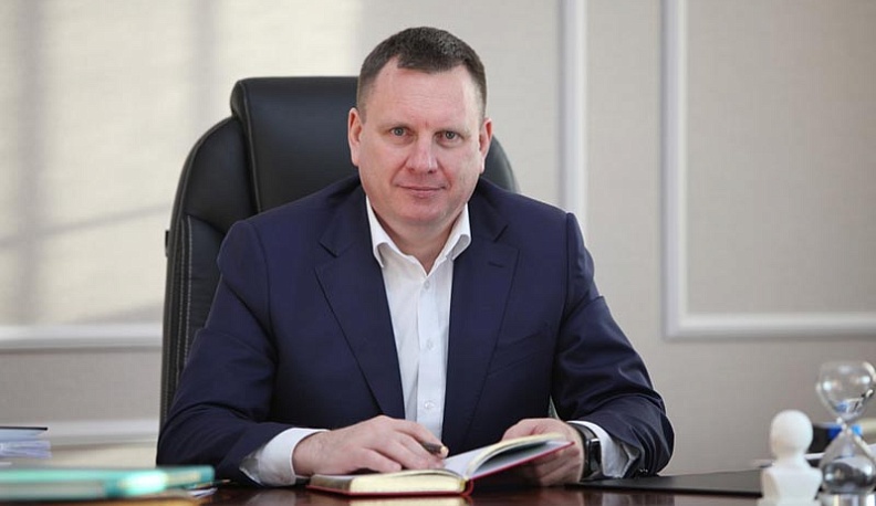 Геннадий Новосельцев поздравил калужских студентов с праздником