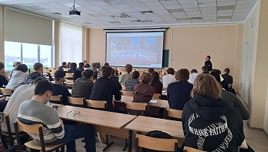 Студентам калужской Бауманки рассказали о безопасности на дорогах зимой