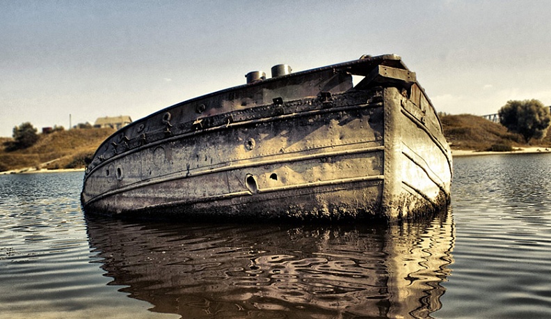 Туляки нашли в Калужской области барку XIX века 