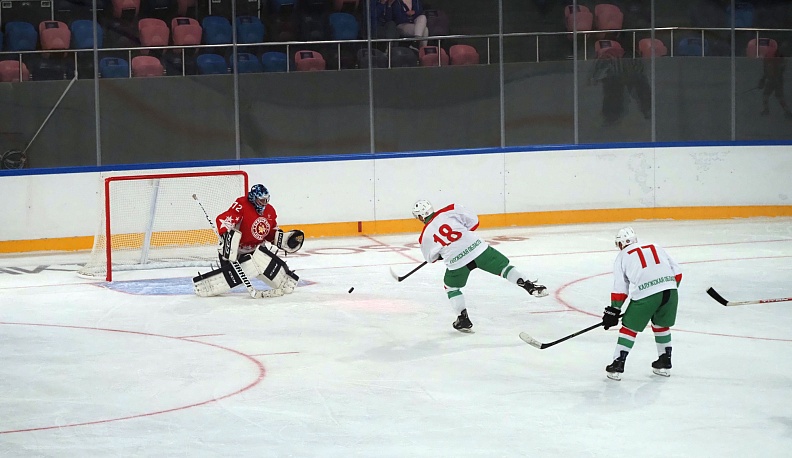 Всё должно быть хоккей!