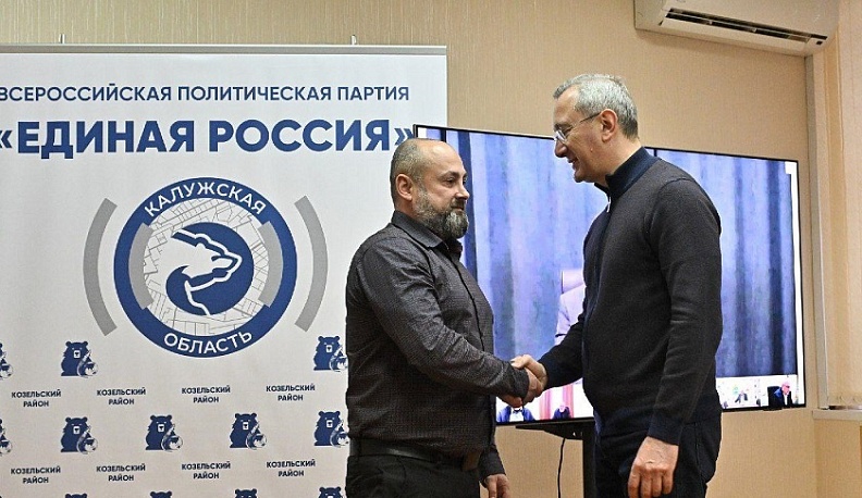 Владислав Шапша поручил коллегам разобраться с дорогами в Козельском районе