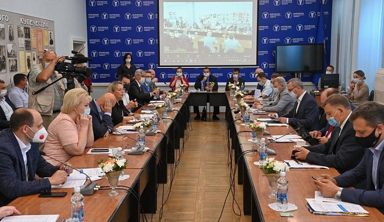 Владислав Шапша: «Актуальная задача - увеличить долю местных компаний в госзакупках»