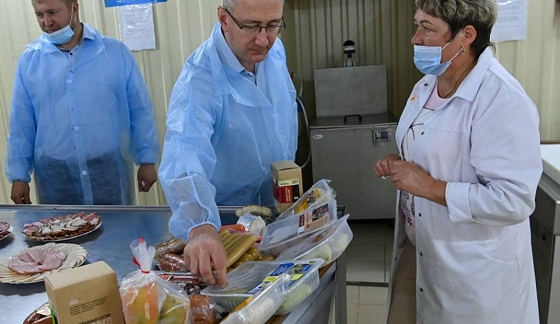 Владислав Шапша посетил два предприятия в Думиничском районе