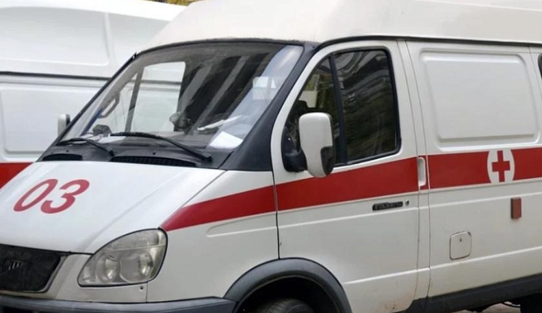 Пожилых людей в больницы стали доставлять мобильные бригады