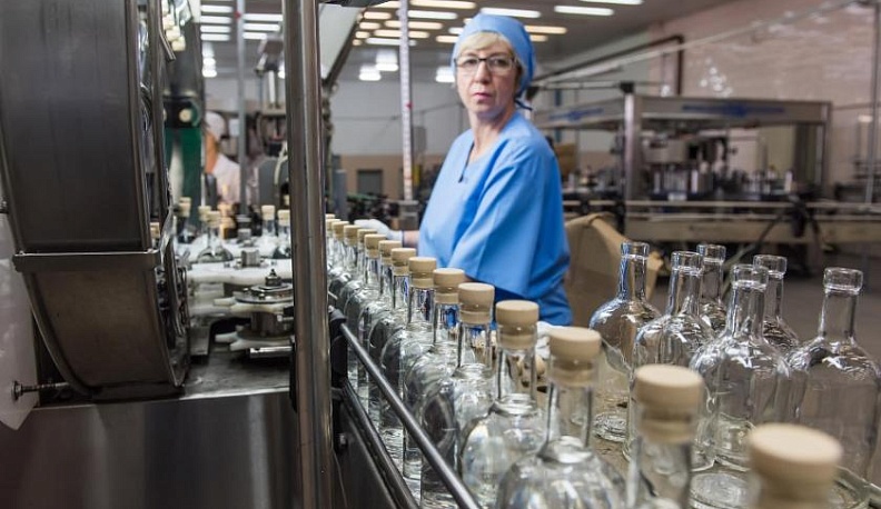 Ликёро-водочный завод Кристалл в Обнинске отметил трехлетие