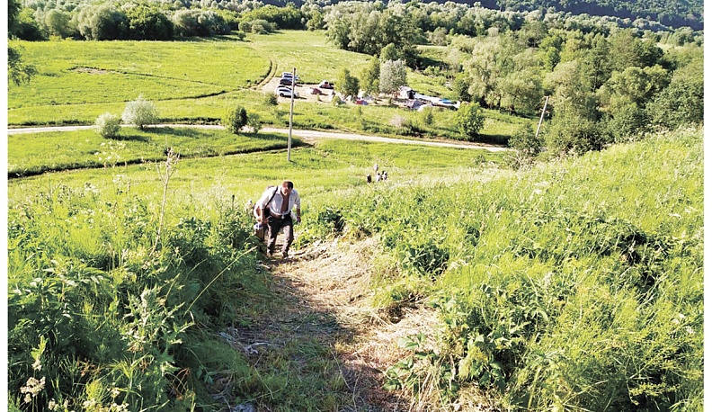 Нелёгок подъем на городище.