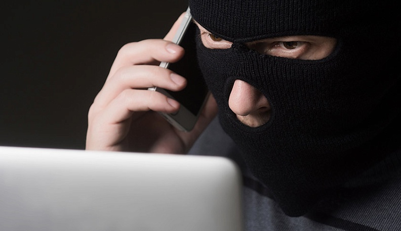 Калужанка перевела мошенникам около больше миллиона рублей