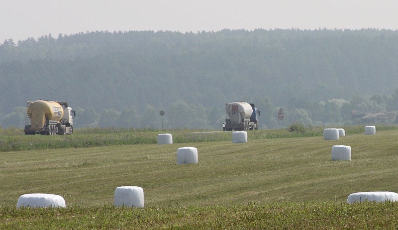 Заготовка кормов в Мосальском районе.
