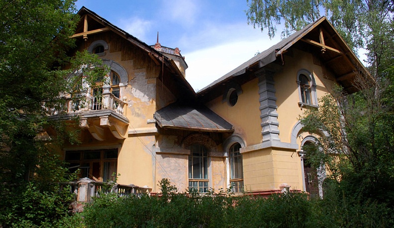 Киношники приостановили ремонт Морозовской дачи в Обнинске из-за недовольства местных жителей