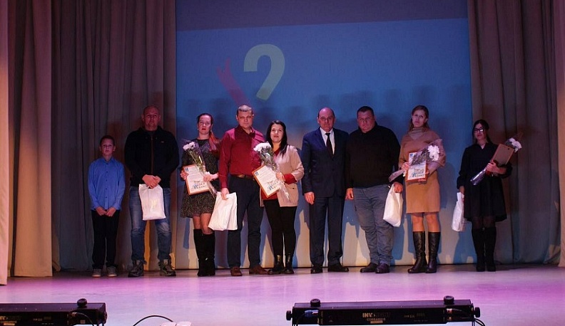 В Жиздринском районе поздравили многодетные семьи