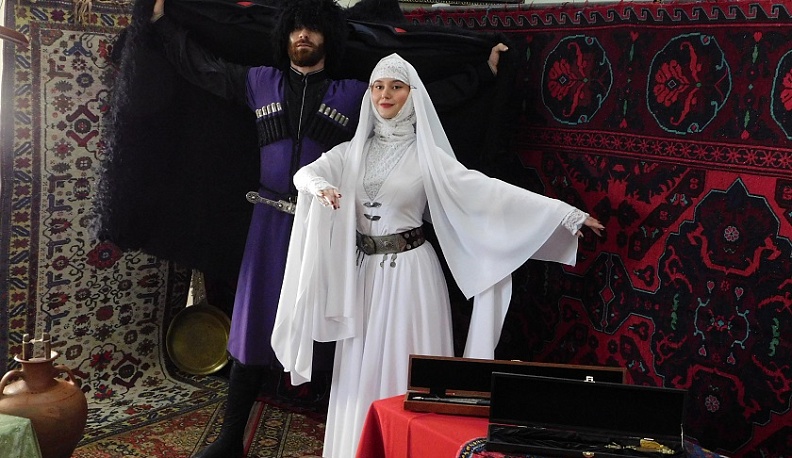 В Полотняном Заводе прошел вечер, посвященный 100-летию Расула Гамзатова