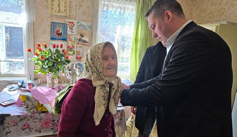 В Малоярославце поздравляют калужанку, прожившую 103 года