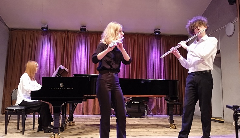 В Калуге проходит фестиваль-конкурс ансамблевой музыки «Созвучие»