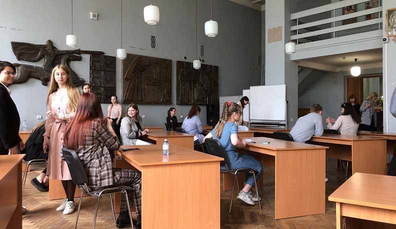 С начала 2022 года 9 учеников из Калужской области стали победителями и призерами Всероссийских олимпиад