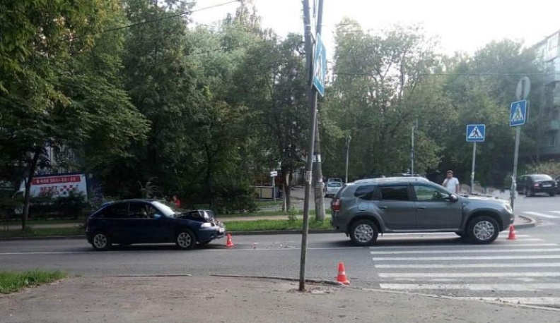 В Калуге на «зебре» сбили пенсионерку