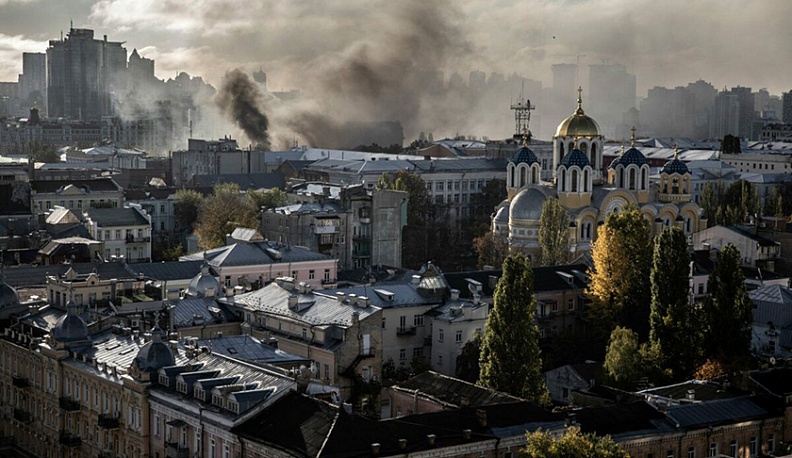 Последствия удара по Ладыжинской ТЭС в Винницкой области. 