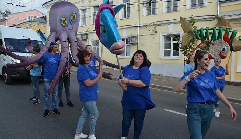 650-летний юбилей родного города калужане отметили грандиозным карнавалом