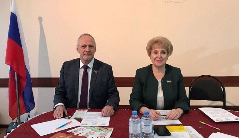 «Единая Россия» запустила благотворительную акцию «Серебряная ёлка»