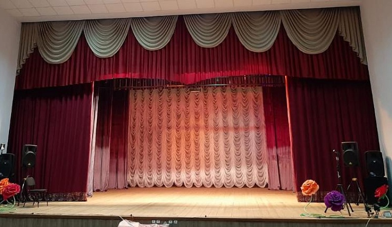 В Жуковском районе обновили сцену Дворца культуры «Созвездие»