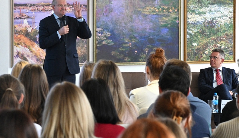 В 2022 году в школы Калужской области пришли 184 молодых учителя