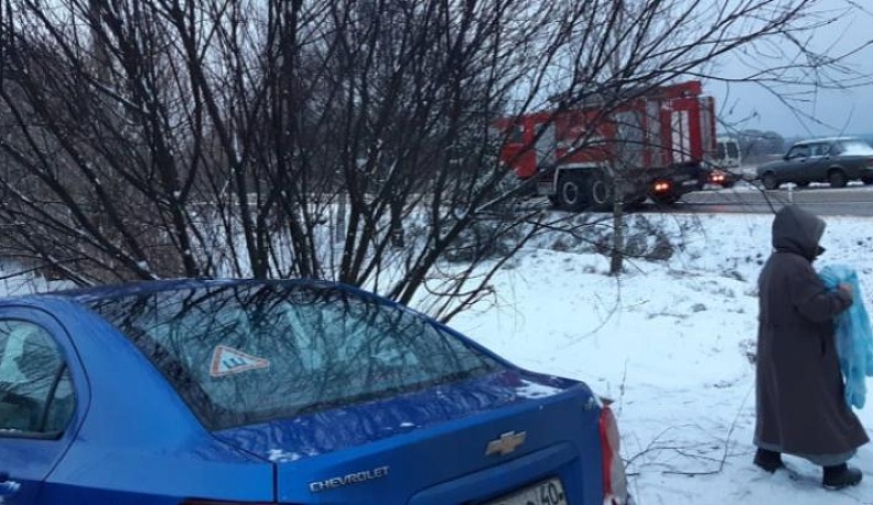 В Козельском районе "Шевроле" съехал в кювет