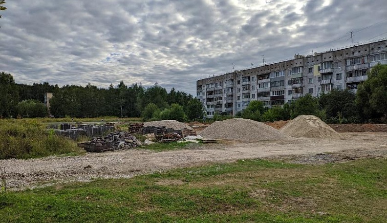 Строительство сквера в Калуге возобновили после жалобы в соцсетях