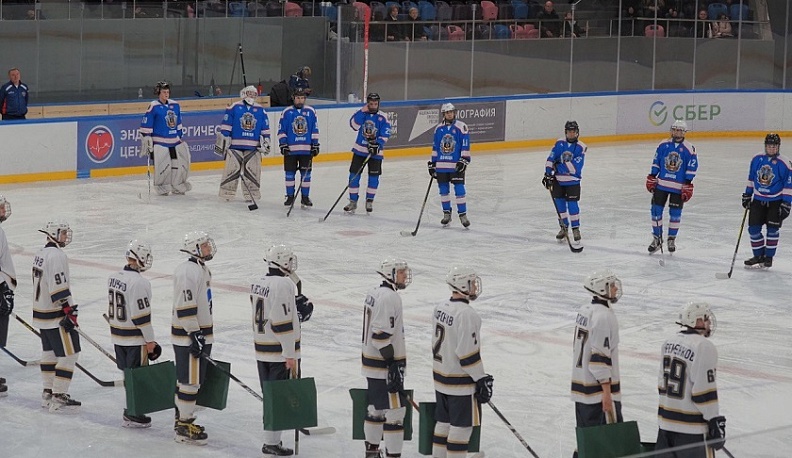 «Калуга» и «Донецк» провели товарищеский матч при болельщиках