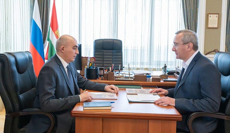 Владислав Шапша встретился с руководителем ФНС региона