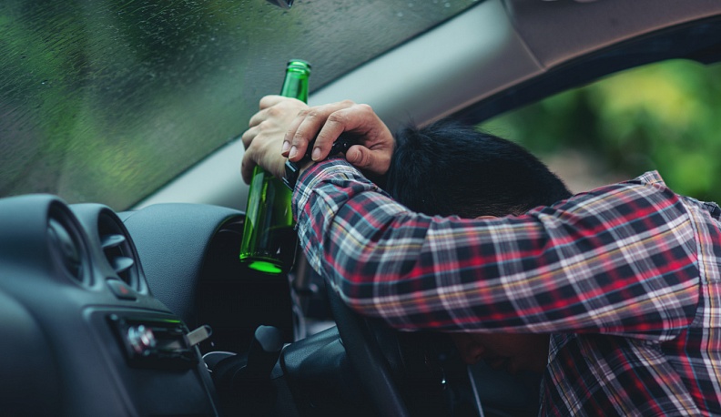 В Калуге пьяный водитель «Мерседеса» отправится под суд