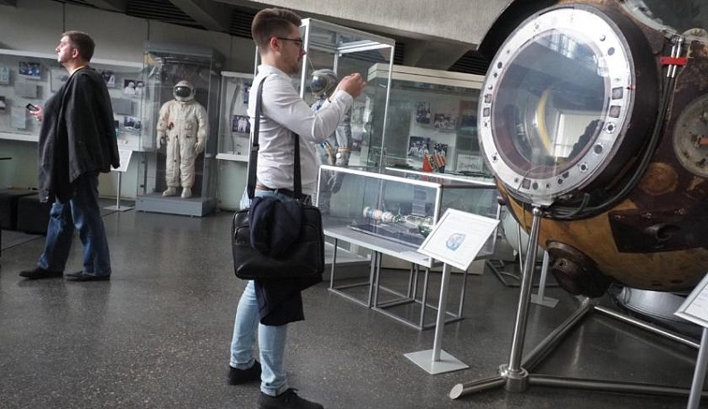 Тележурналисты России посетили музей истории космонавтики