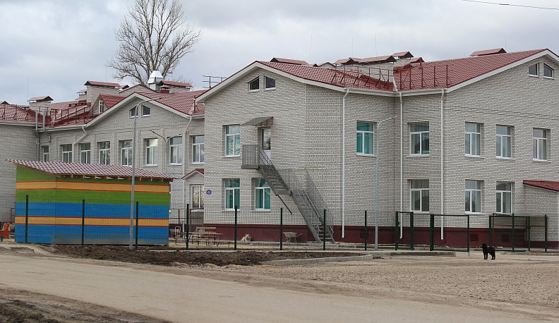 Подарок козельским малышам