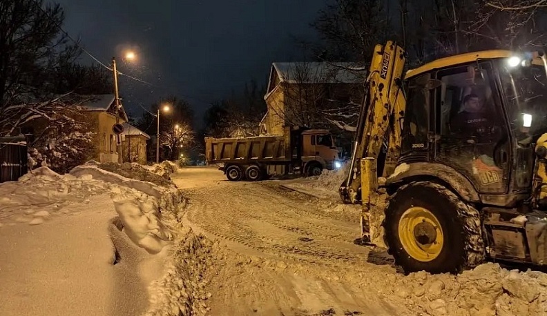 За новогодние праздники из Калуги вывезли около 50 тысяч кубических метров снега 