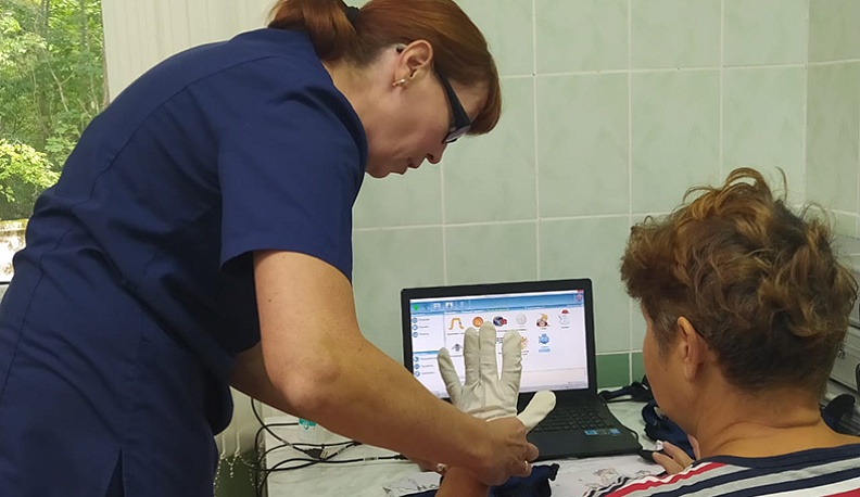 Умная электронная  перчатка.