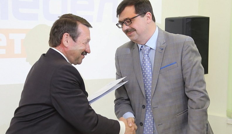 Олег Калугин поздравил коллектив газеты «Калужская неделя» с 20-летием издания