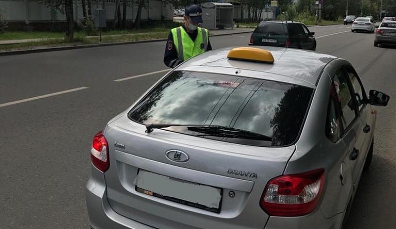 В Калуге снова проверили таксистов