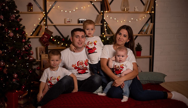 Два сыночка  и лапочка-дочка