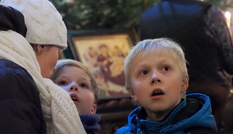 Губернатор Калужской области принял участие в Рождественской вечерне