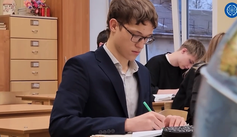 В Обнинске школьник победил в Международной олимпиаде