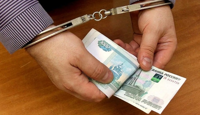 В Калужской области руководитель учреждения похитил более 100 тысяч рублей