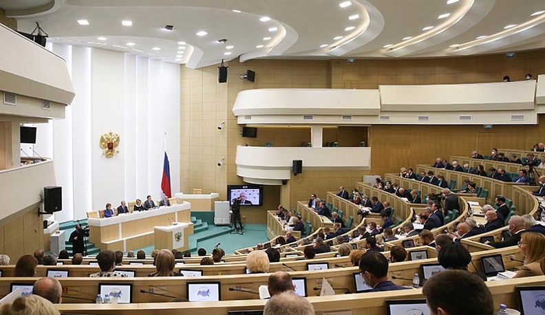 Анатолий Артамонов считает, что регионам нужно больше самостоятельности в вопросах использования дотаций из федерального бюджета