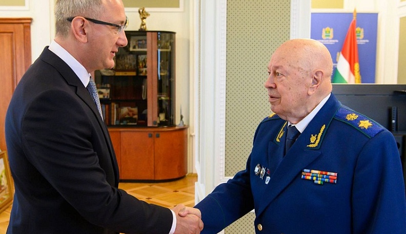 Владислав Шапша встретился с последним Генеральным прокурором СССР