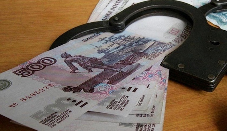 Иностранец попался на взятке бабынинскому полицейскому