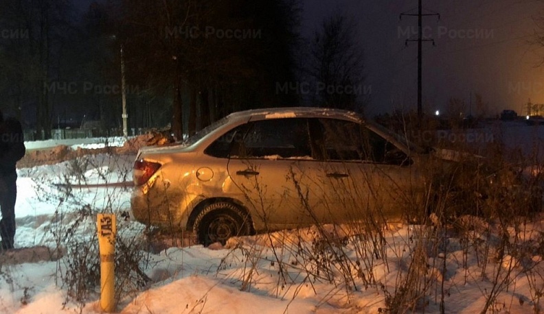 В Калужской области пострадали двое мужчин при столкновении «Лады» и «Газели»