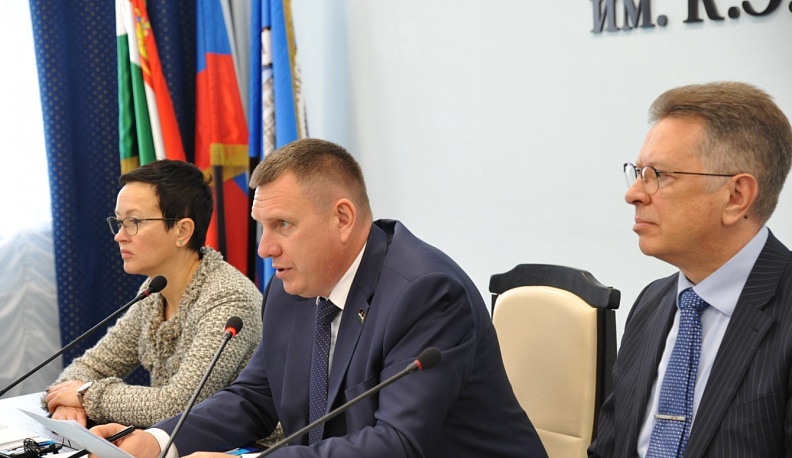 Как решить проблему кадрового дефицита в здравоохранении?