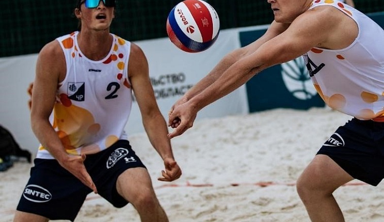 Спортсмены из Обнинска завоевали «серебро» и «бронзу» чемпионата России по пляжному волейболу